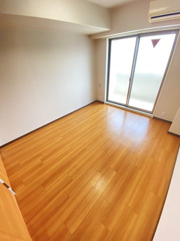 レスター夙川の居間・リビング