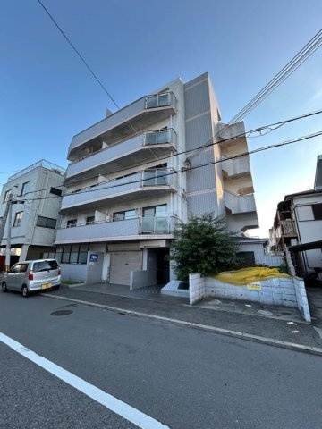 ロイヤルメゾン東須磨の外観