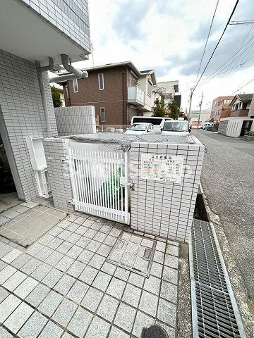 ロイヤルメゾン武庫之荘Ⅶの外観