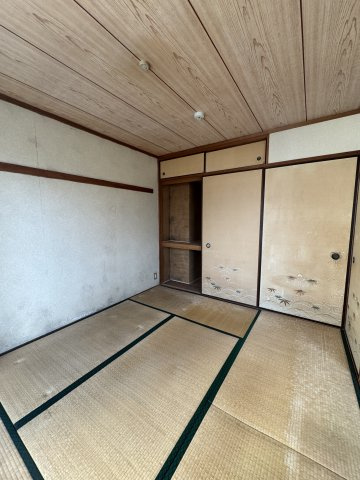ロイヤルコートナグラの和室
