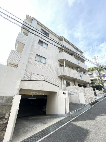 ベルロード六甲の外観
