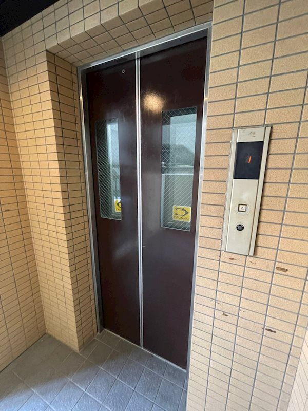 レファインド春日野道の外観