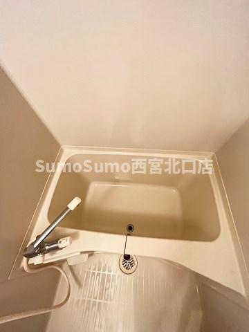 ベルエアー江上の浴室