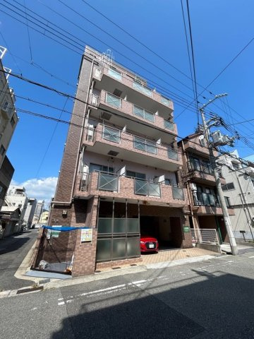 ベルエアー塚本の外観