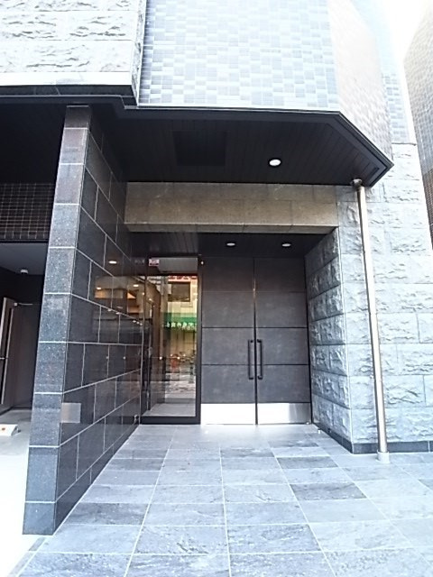 プレサンス神戸元町ミューズのエントランス