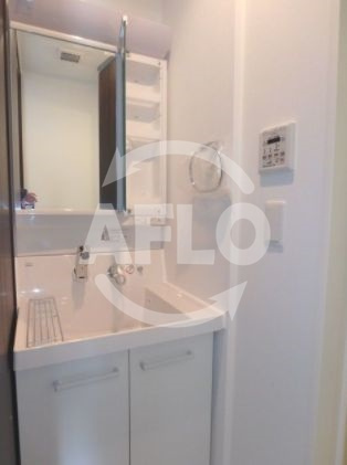 BLAU本町東の独立洗面台|BPRレジデンス本町東　独立洗面化粧台