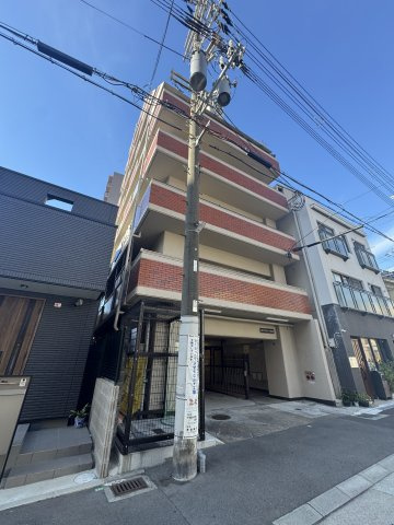ロイヤルハイツ兵庫の外観