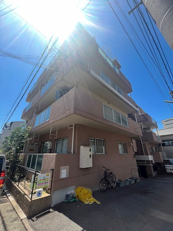 ロイヤル石井