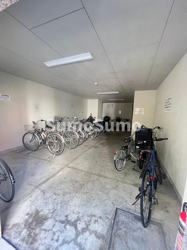 ロイヤル六甲駅前のその他