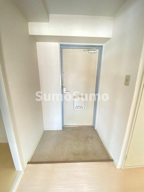 ロイヤル六甲駅前の玄関