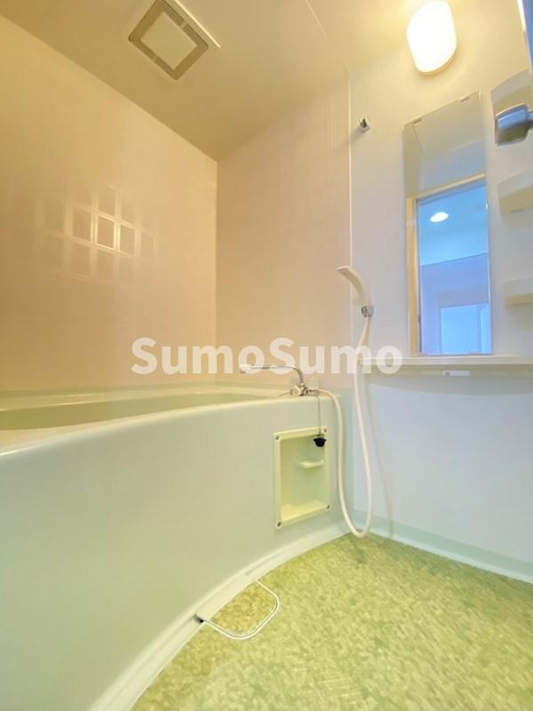 ロイヤル六甲駅前の浴室