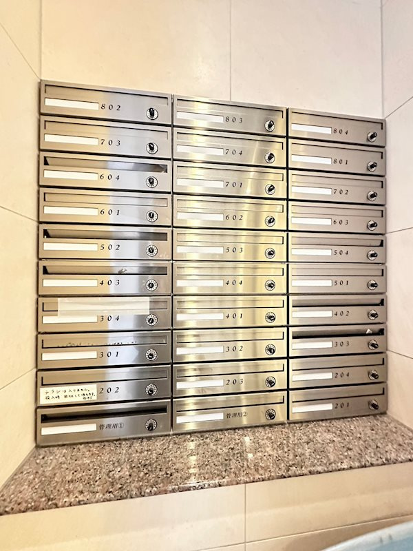 レン元町駅前の外観