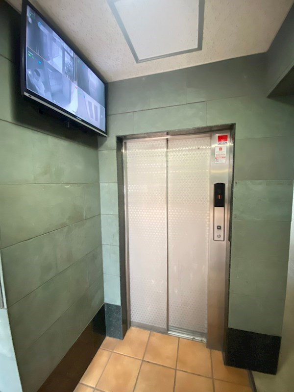 ラ・シェネガ心斎橋のロビー|落ち着いたロビーです