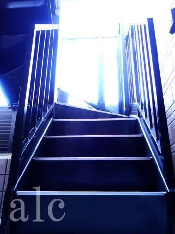 アーバンプレイス高田馬場ⅩⅥのその他共用部分|階段