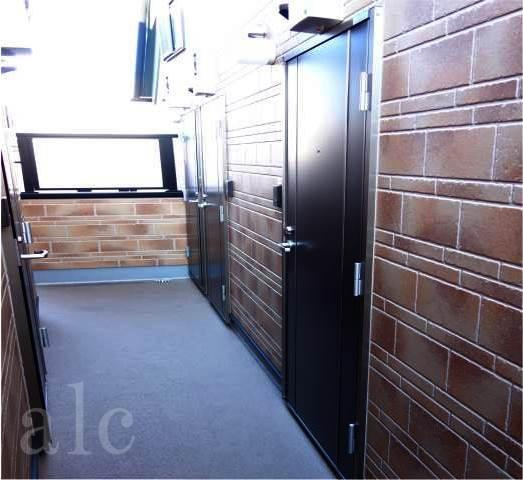 アーバンプレイス高田馬場ⅩⅥの玄関|玄関外