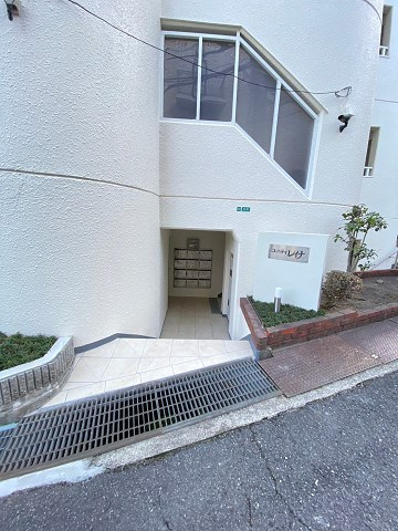 ユニティレイナの外観