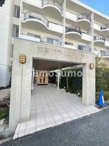 御影プライムハイツのエントランス|落ち着いたエントランスです