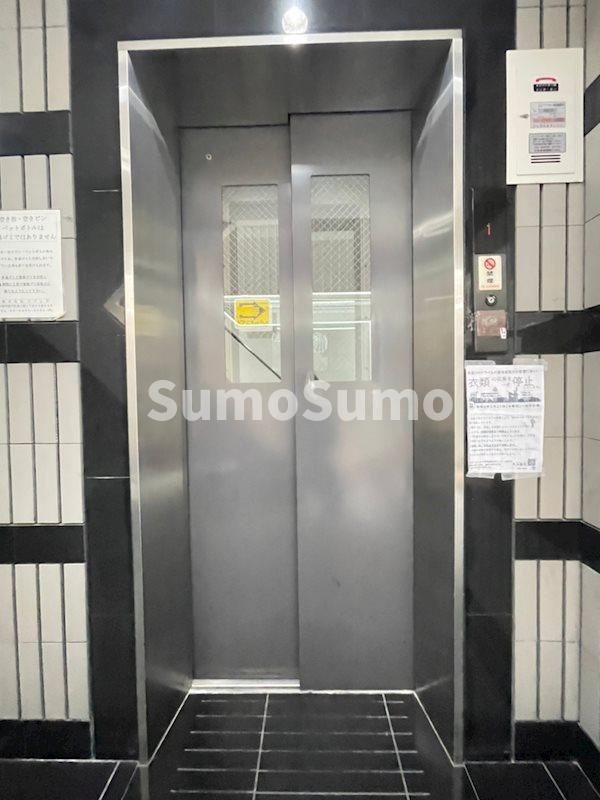 メルベーユ谷町のロビー|ゆとりのあるロビーです