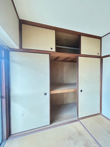 大和スカイハイツの収納