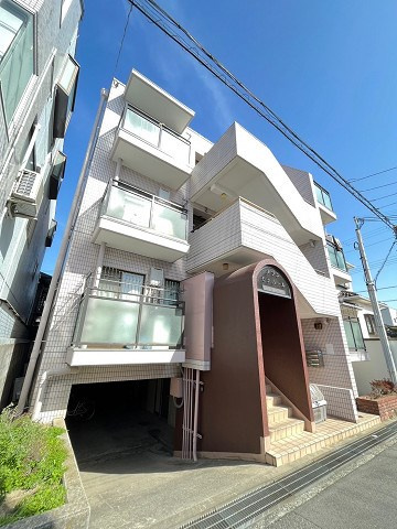 メゾンモナムールの外観