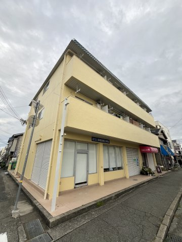 大島ハイツの外観