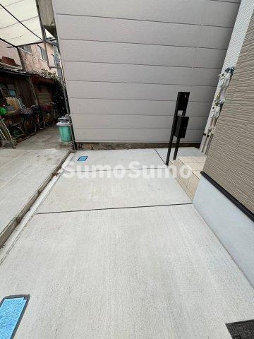 杭瀬南新町2丁目アパートの駐車場|駐車場に車を止められます