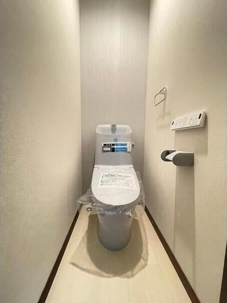 杭瀬南新町2丁目アパートのトイレ|シンプルで使いやすいトイレです