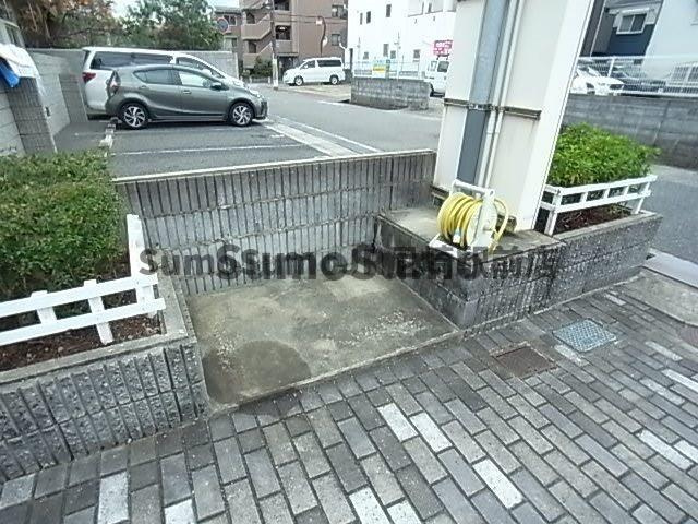 名月コーポWINGの外観|建物外観を気になさる方へ、見た目の良い物件です