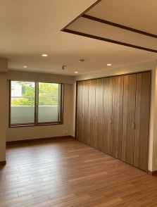 名次町ロジュマンの居間・リビング