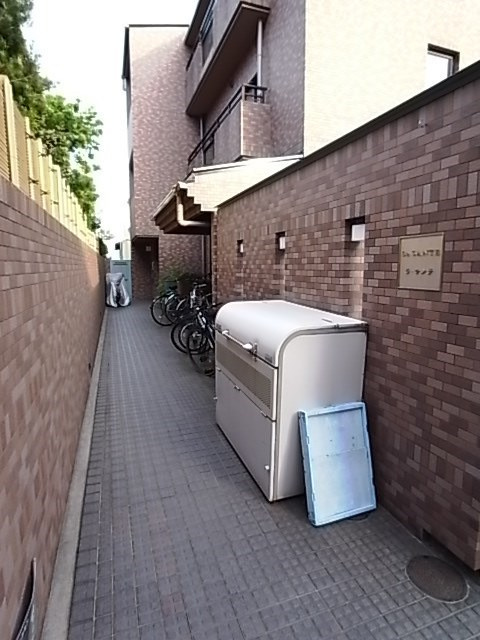 ラ・サンテの外観