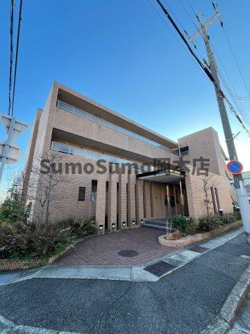 メトロポリタン