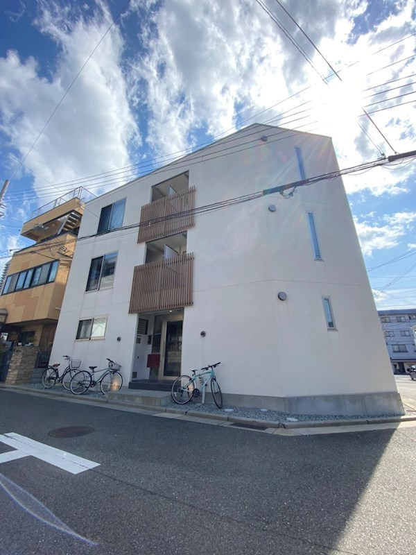 モリス六甲の外観