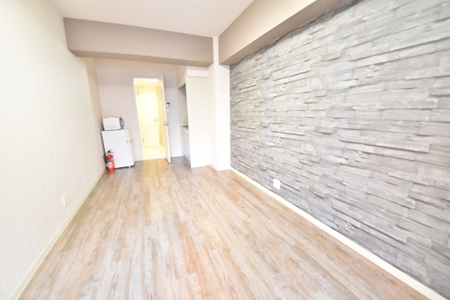 イリエビルの居間・リビング