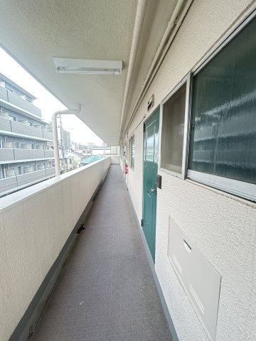 山手大石マンションの外観