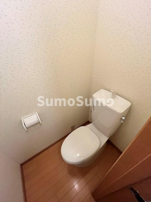 寿ハイツのトイレ|落ち着いたトイレです