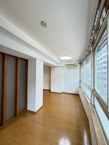幸和マンションの居間・リビング