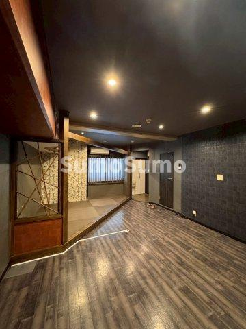 ユニ船場のロビー