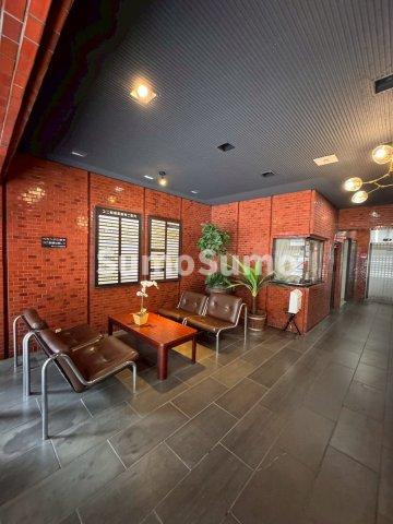 ユニ船場のロビー