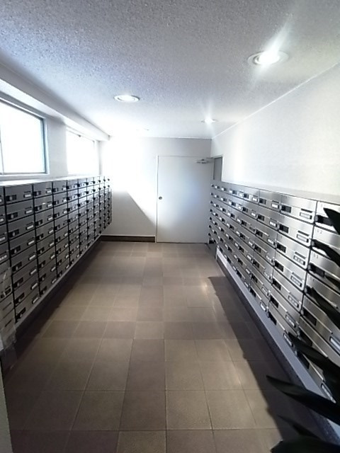 日商岩井上甲子園マンションの外観