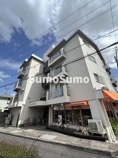 市隆ハイツ武庫之荘の外観