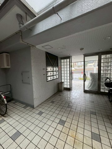 ユウワコート松風のエントランス