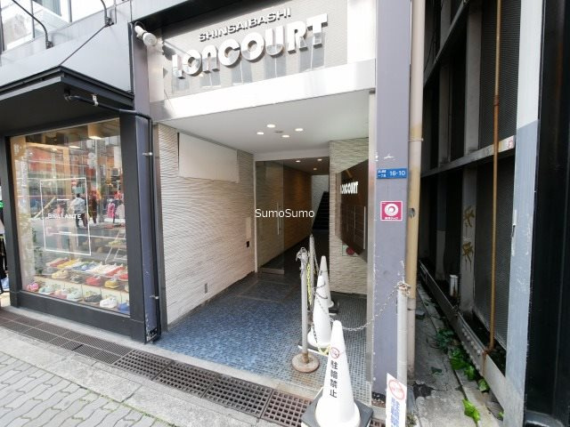 心斎橋ロンコートのエントランス|建物の内部です