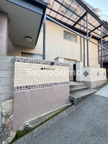 寺口マンションの駐車場