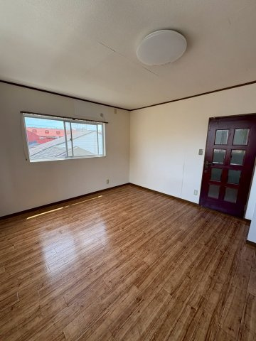 庄田町４丁目マンションの居間・リビング