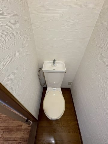 庄田町４丁目マンションのトイレ