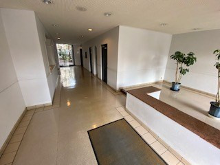 岡本パーク・レジデンスの外観