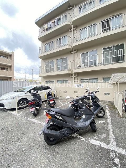 市隆ハイツ塚口の外観