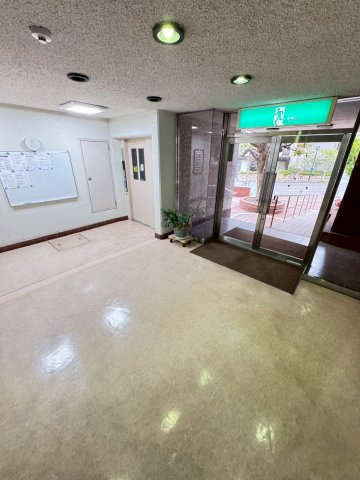 山手ダイヤハイツのロビー