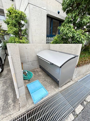 夙川アネックスの外観