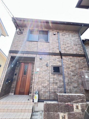 村山戸建借家　B棟の外観